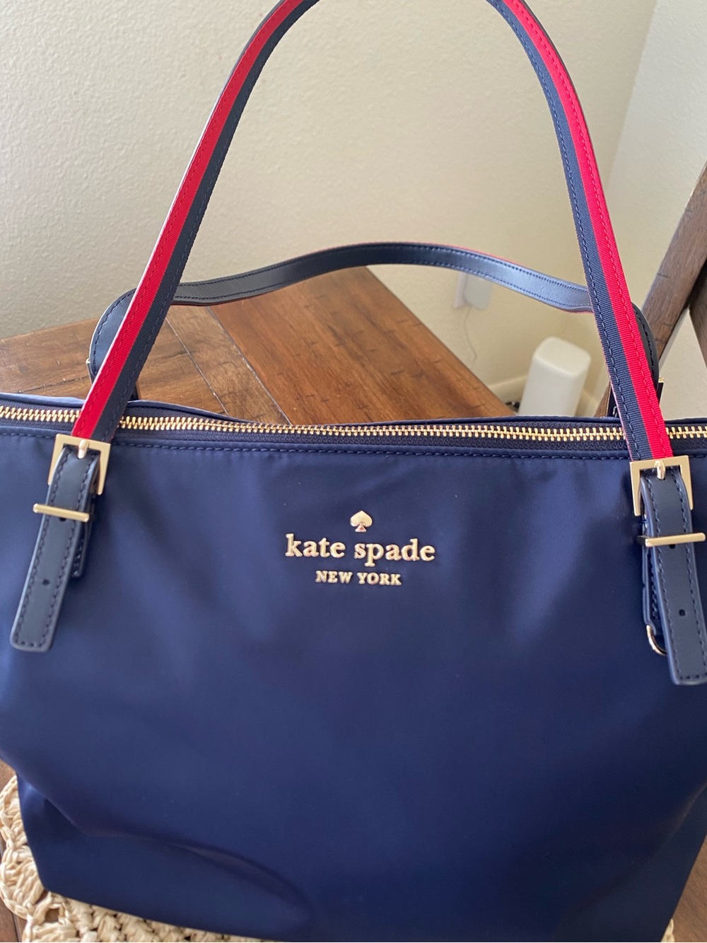 kate spade navy tote with red-trim handles - Picture 2 of 7